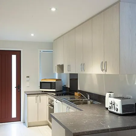Home From Home City Apartment Christchurch Exterior foto